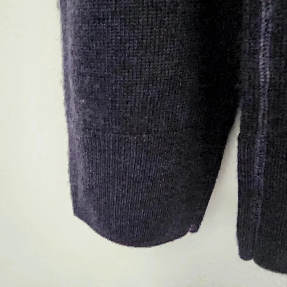 The Pendleton Magic Wash V-neck Pullover Wool Men's Sweater Sz M (NWT)